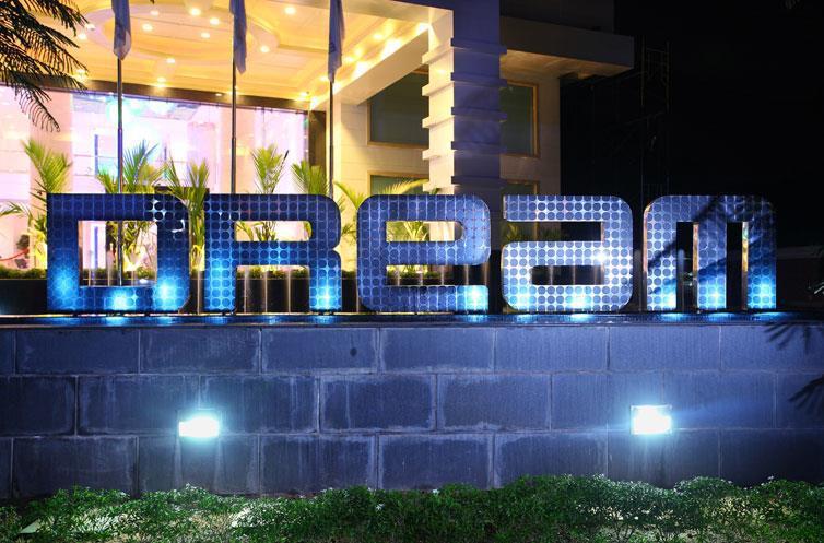 Radisson Blu Kochi Hotel Luaran gambar The Dream Hotel