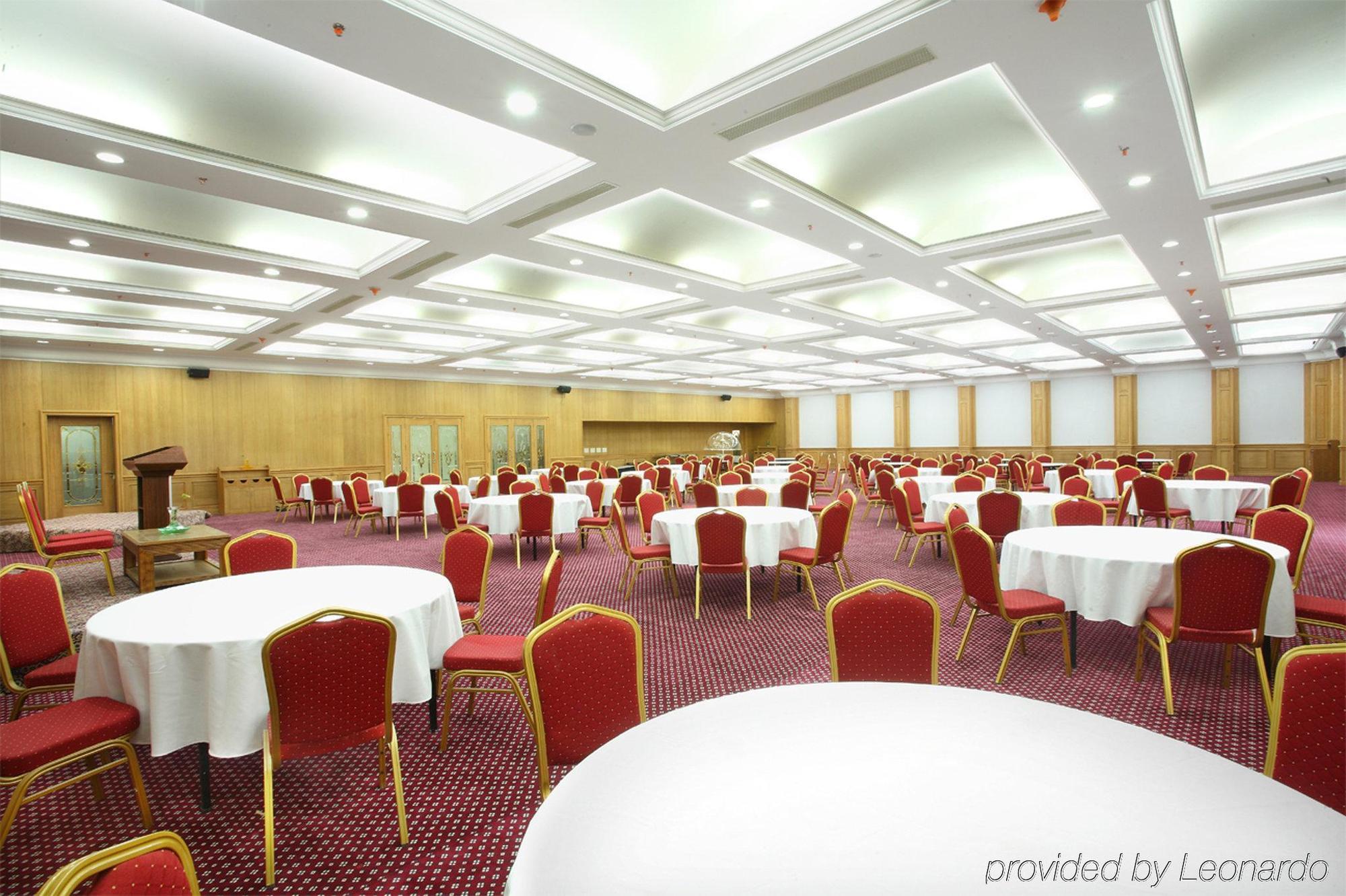 Radisson Blu Kochi Hotel Perniagaan gambar The Grand Ballroom